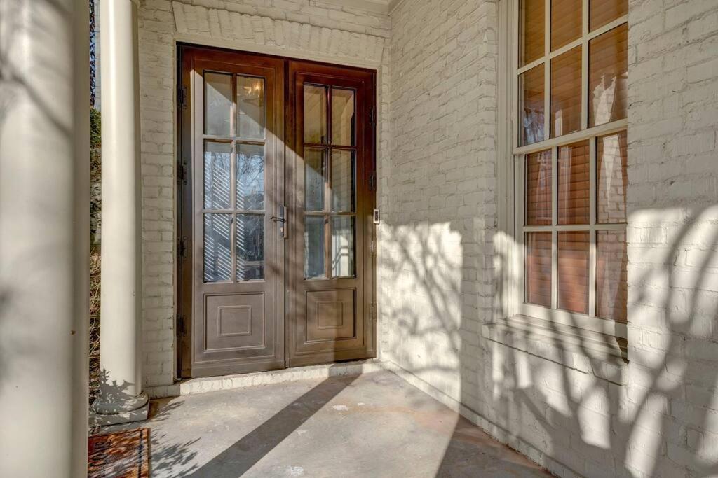 Luxury Home With Outdoor Patio And Game Room Мемфіс Екстер'єр фото